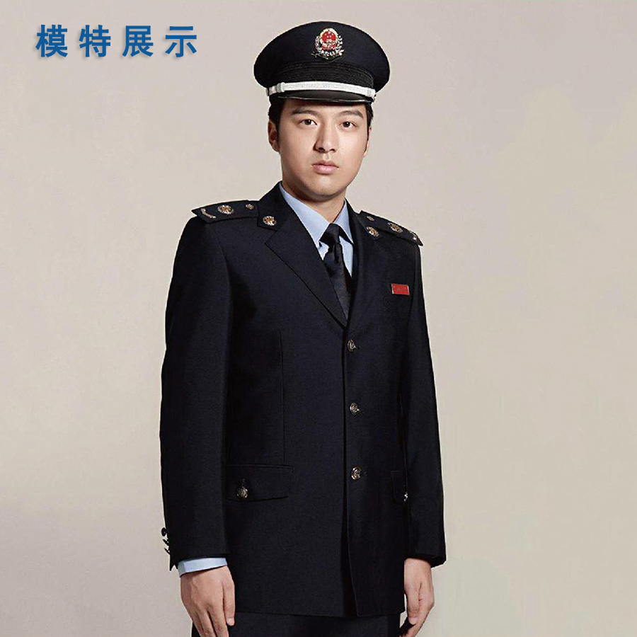 男春秋裝